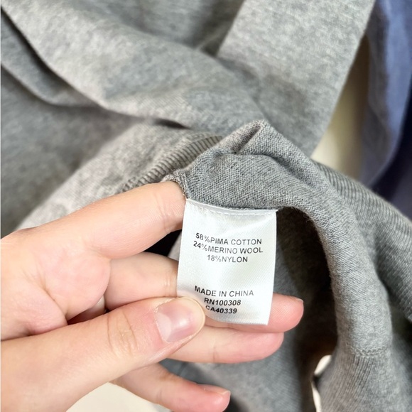 Peter Millar Riffs Ringer Sweater British Grey blue sweater crewneck size M - Picture 7 of 7